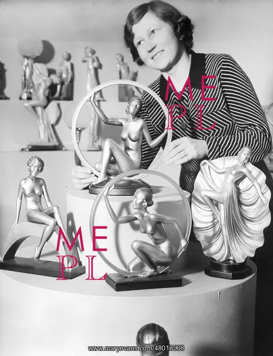  : Plastic art, 1938