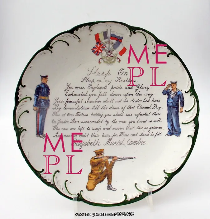 : Plate which is decorated with the flags of the Allies : Plate which is decorated with the flags of the Allies