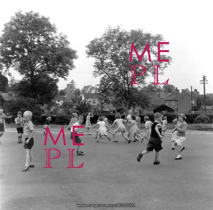 : PLAYGROUND / BRAMFIELD : PLAYGROUND / BRAMFIELD