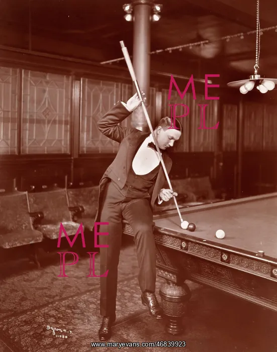 : Playing billiards : Playing billiards