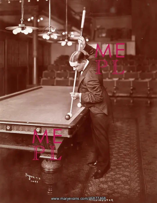 : Playing billiards : Playing billiards