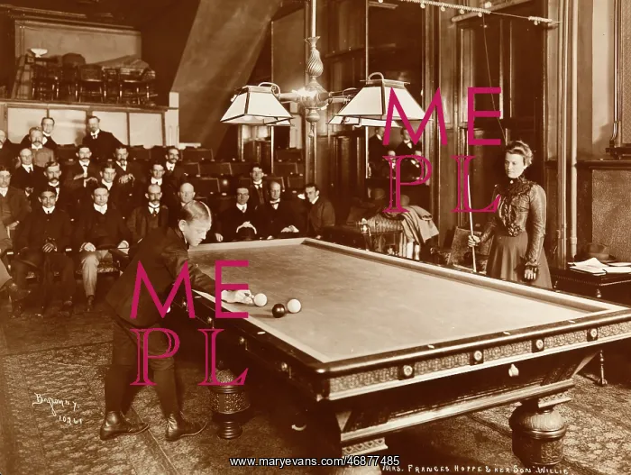 : Playing billiards : Playing billiards