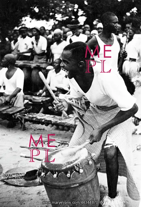 : Playing the drum for the Mngeniso movement. Ngoma drum : Playing the drum for the Mngeniso movement. Ngoma drum