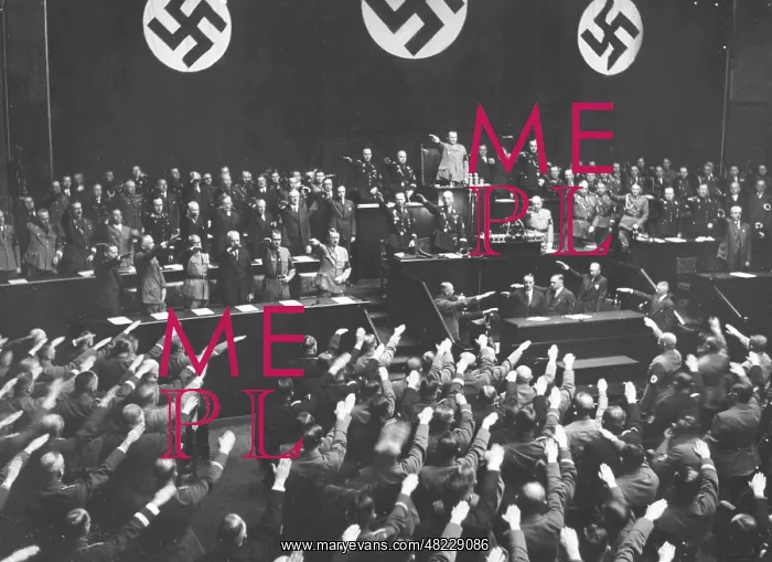: Playing the national anthem in the Reichstag in the Berlin : Playing the national anthem in the Reichstag in the Berlin