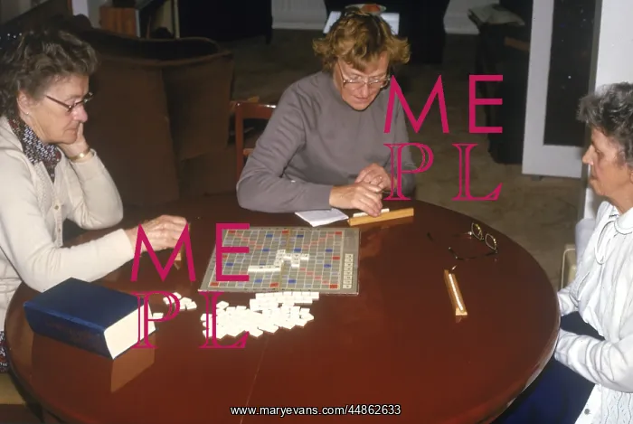  : PLAYING SCRABBLE 1970S