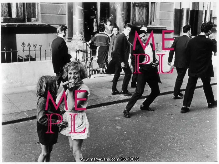 : PLAYING IN THE STREETS : PLAYING IN THE STREETS