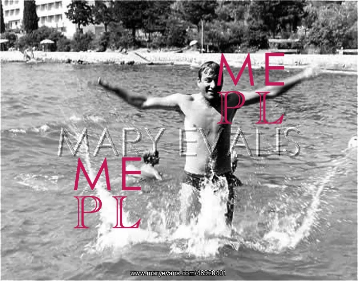  : PLAYING IN THE WATER