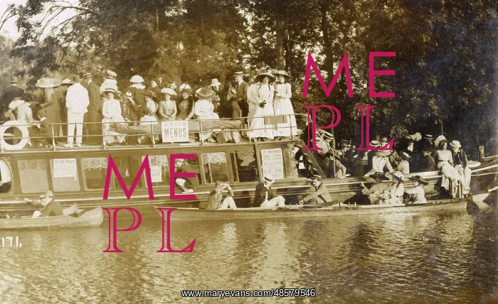 : Pleasure boat on the River Cam : Pleasure boat on the River Cam