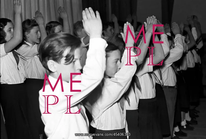 : Pledge of allegiance - brainwashed : Pledge of allegiance - brainwashed