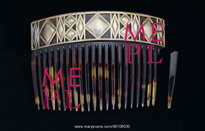 : Plug comb. About 1905. Design Josef Hoffmann / Wiener Werkstaette. Silver. Tortie : Plug comb. About 1905. Design Josef Hoffmann / Wiener Werkstaette. Silver. Tortie