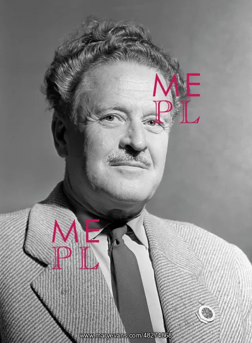 : Poet Nazim Hikmet Ran : Poet Nazim Hikmet Ran