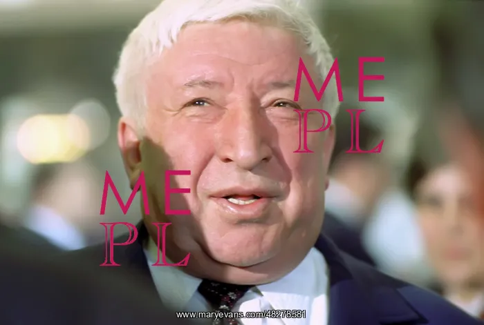 : Poet Rasul Gamzatov, 1981 : Poet Rasul Gamzatov, 1981