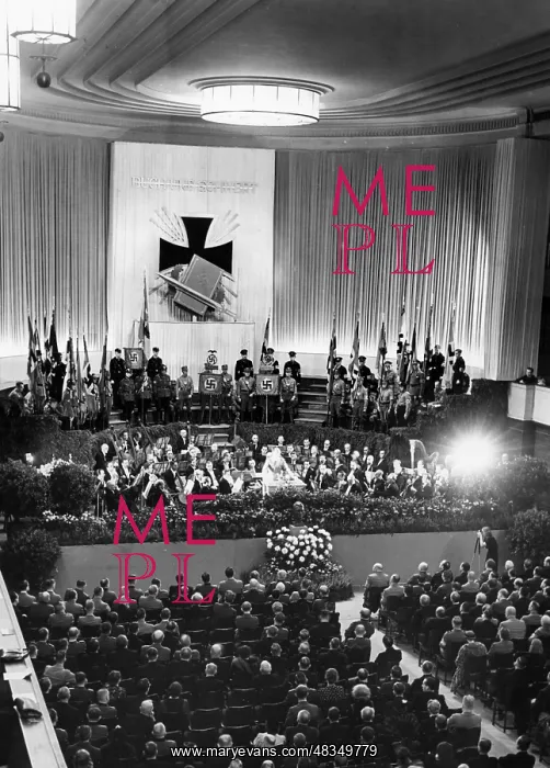 : Poets meeting in Weimar, 1941 : Poets meeting in Weimar, 1941