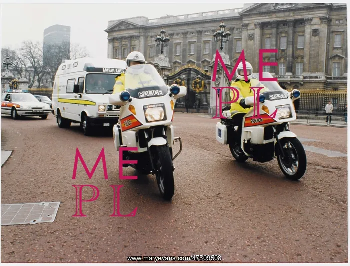 : POLICE MOTORCYCLES : POLICE MOTORCYCLES