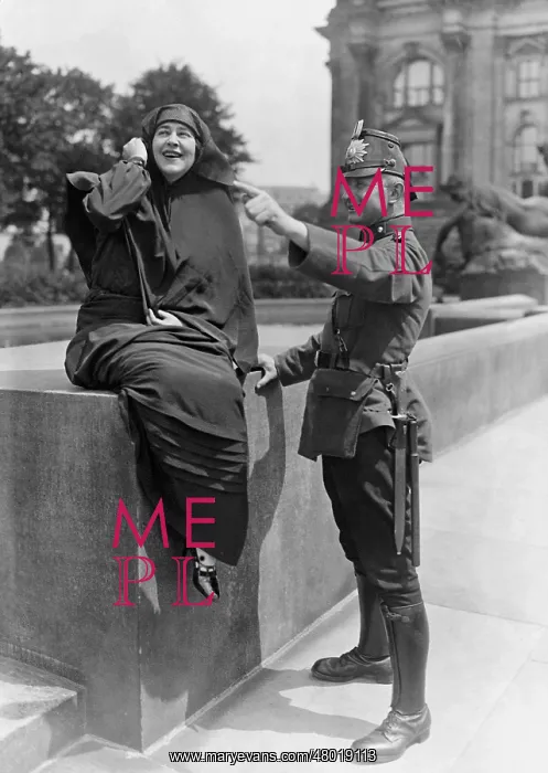 : Policeman in Berlin, 1928 : Policeman in Berlin, 1928