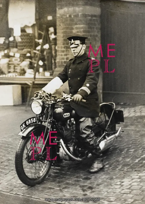 : Policeman on BSA motorcycle, London : Policeman on BSA motorcycle, London