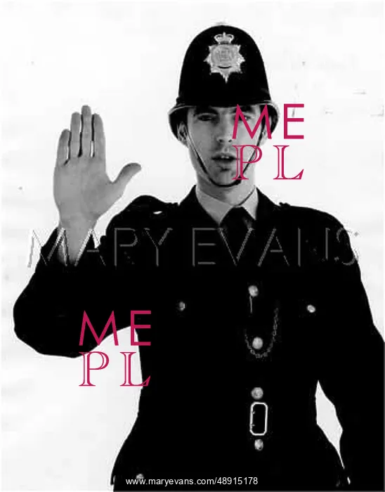 : POLICEMAN SIGNS STOP'! : POLICEMAN SIGNS STOP'!