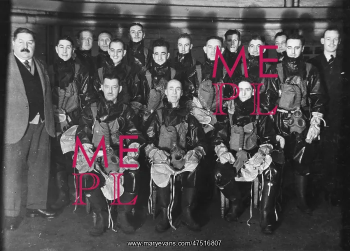: Policemen with gas masks : Policemen with gas masks