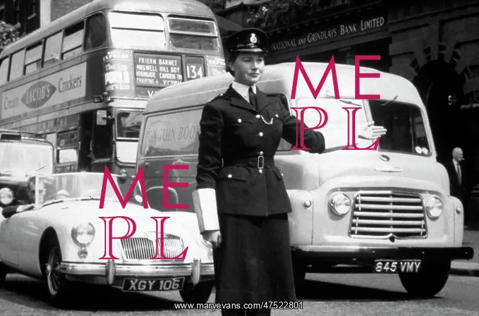 : Policewoman on traffic duty : Policewoman on traffic duty