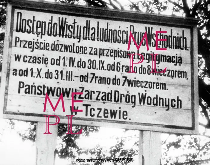 : Polish border sign on the Vistula, 1930 : Polish border sign on the Vistula, 1930