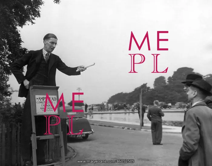 : Political speech in Hampstead, 1940s : Political speech in Hampstead, 1940s
