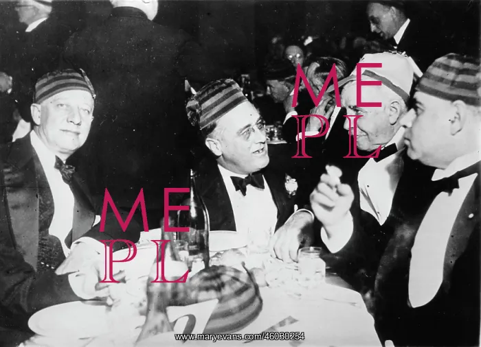 : Politicians at a party in Albany : Politicians at a party in Albany