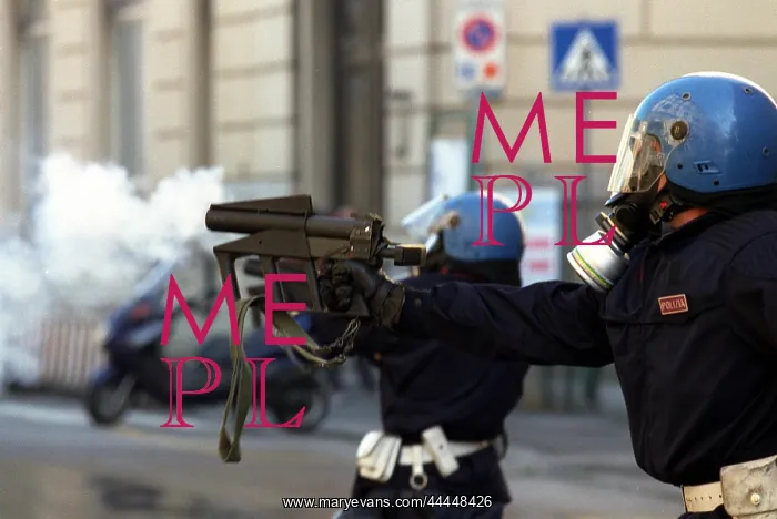 : Polizia Fires Tear Gas : Polizia Fires Tear Gas
