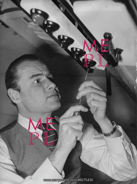 : Polsih actor Jerzy Duszynski. Photograph : Polsih actor Jerzy Duszynski. Photograph