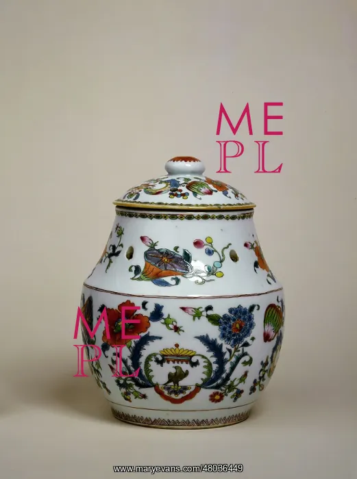 : Pompadour perfume burner : Pompadour perfume burner