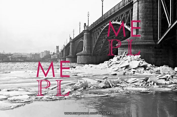 : The Poniatowski Bridge in Warsaw : The Poniatowski Bridge in Warsaw