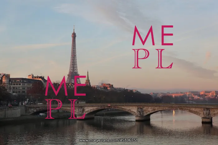 : Pont des Invalides, Eiffel Tower at sunrise, Paris France : Pont des Invalides, Eiffel Tower at sunrise, Paris France