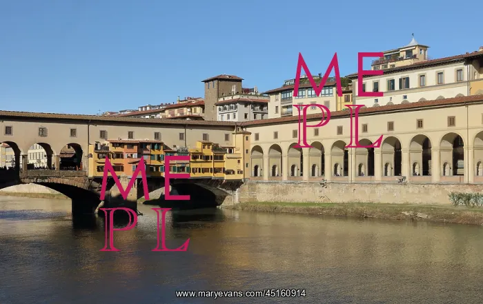  : Ponte Vecchio and Vasari Corridor, Florence, Tuscany, Italy