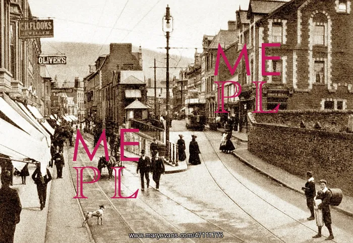  : Pontypridd Square early 1900s