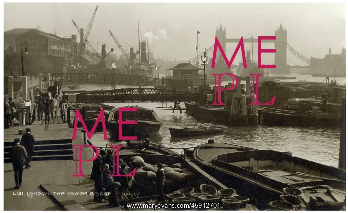 : Pool of London - Tower Bridge - River Thames : Pool of London - Tower Bridge - River Thames