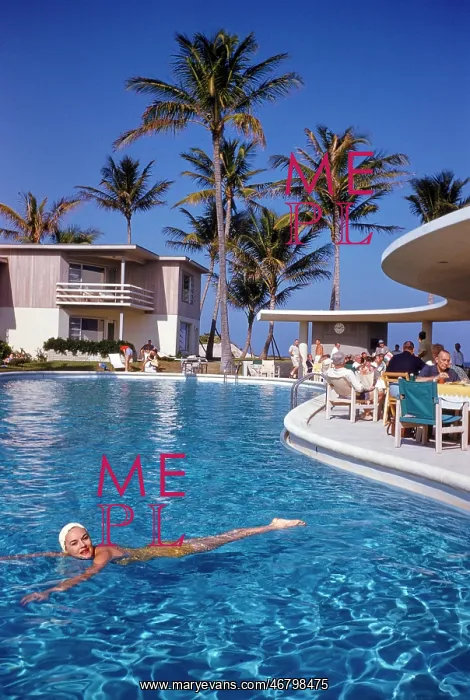 : pool - resort - wealth - Palm Beach : pool - resort - wealth - Palm Beach