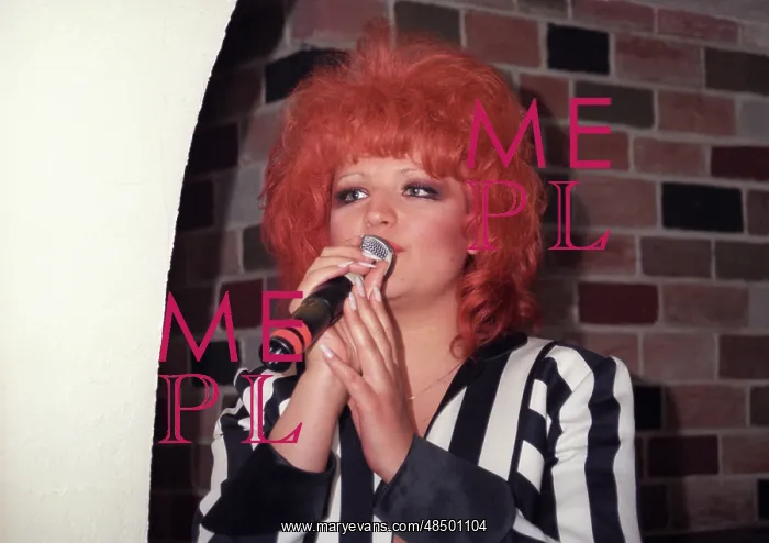 : Pop singer Anastasiya, 1997 : Pop singer Anastasiya, 1997