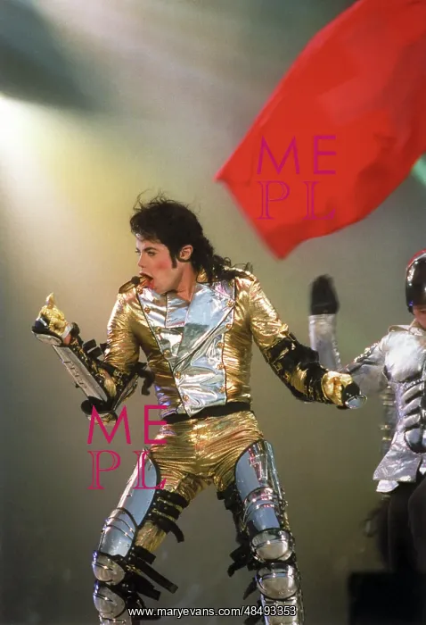 : Pop singer Michael Jackson, 1997 : Pop singer Michael Jackson, 1997