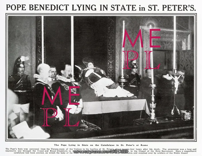 : Pope Benedict XV lying in State in St. Peter's, Rome 1922 : Pope Benedict XV lying in State in St. Peter's, Rome 1922