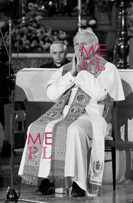 : Pope John Paul II and Cardinal Ratzinger : Pope John Paul II and Cardinal Ratzinger