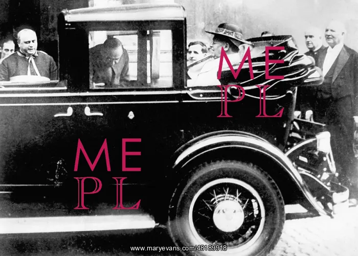 : Pope Pius XI in the car, 1929 : Pope Pius XI in the car, 1929