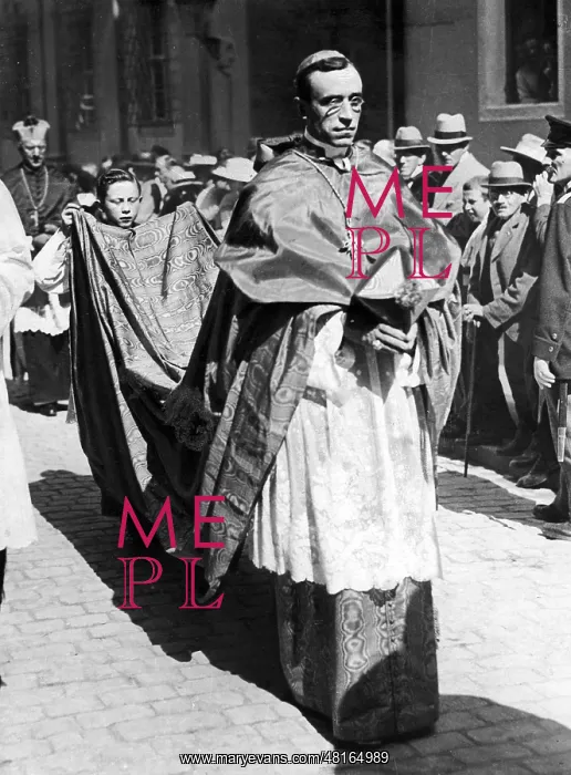 : Pope Pius XII : Pope Pius XII