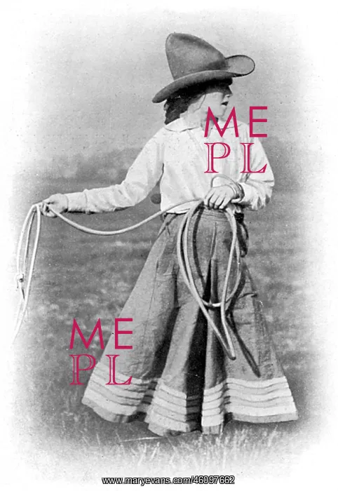 : Poppette Ginnette breaking in horses for the Army, WW1 : Poppette Ginnette breaking in horses for the Army, WW1