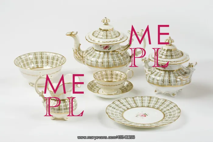 : Porcelain tea service : Porcelain tea service