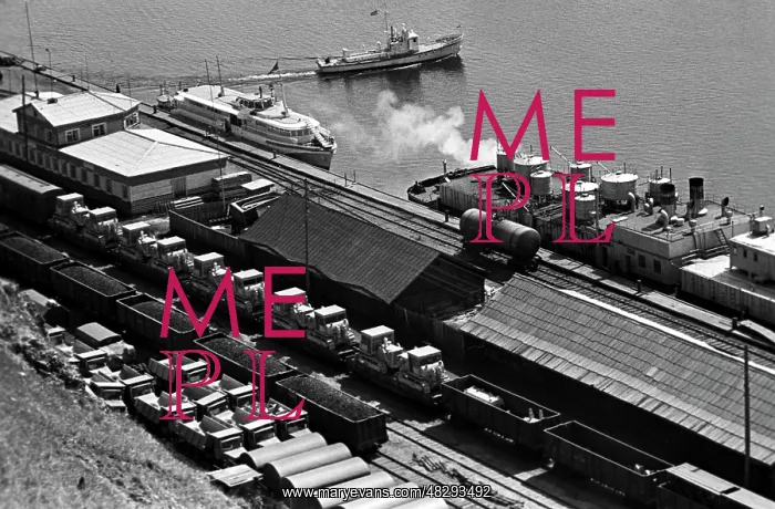 : Port Baikal, 1975 : Port Baikal, 1975