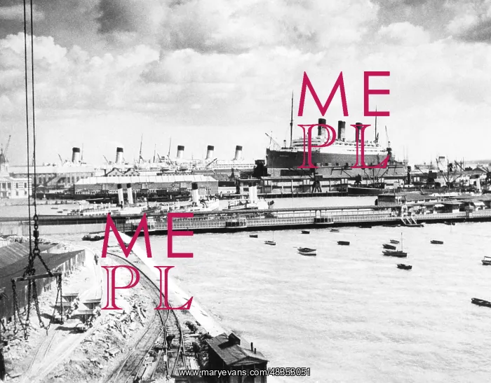 : The port of Southampton, 1935 : The port of Southampton, 1935