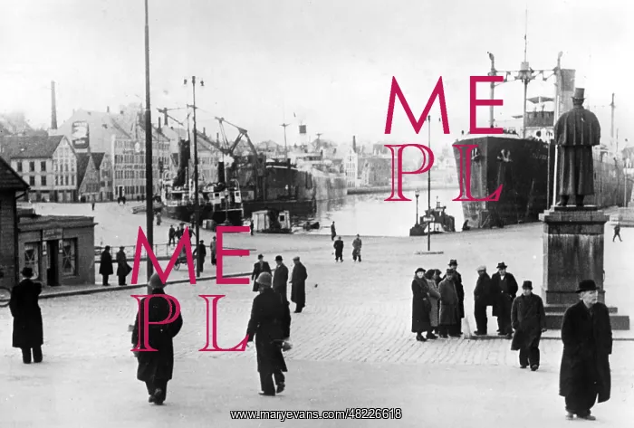 : Port of Stavanger, 1940 : Port of Stavanger, 1940