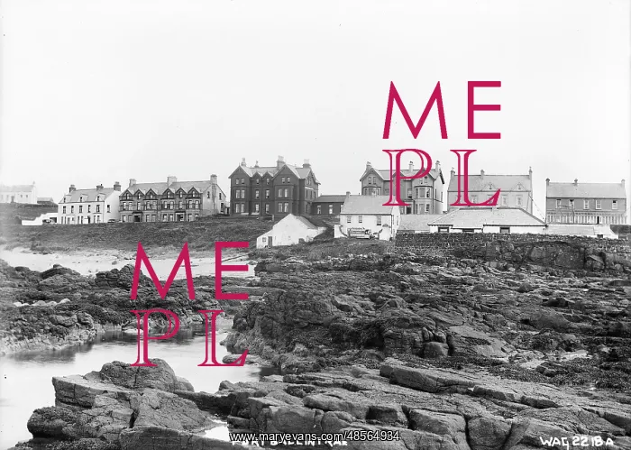 : Portballintrae : Portballintrae