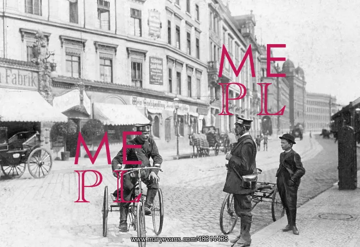 : Porters in Berlin, 1905 : Porters in Berlin, 1905