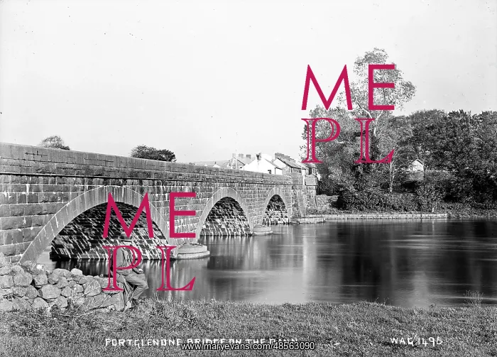 : Portglenone Bridge on the Bann : Portglenone Bridge on the Bann