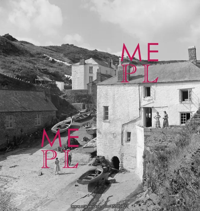 : Portloe Cove Harbour, Cornwall : Portloe Cove Harbour, Cornwall